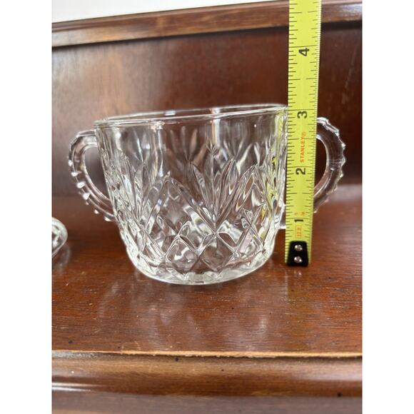 Vintage Anchor Hocking Prescut Star Pattern Sugar Dish With Handles - Picture 8 of 8